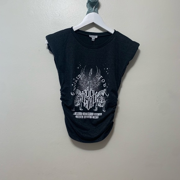 Love, Fire Top 💋add to bundle💋 - Picture 5 of 9